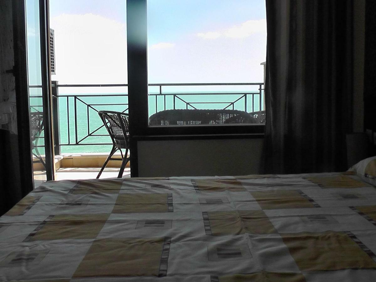 Адмирал- Сирена Golden Sands Esterno foto